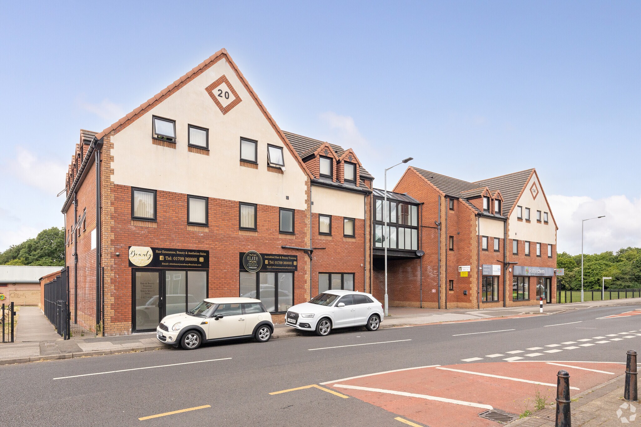 Canklow Rd, Rotherham à louer Photo principale– Image 1 sur 4