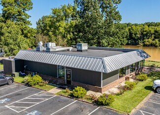 Plus de détails pour 100 S Main St, Lillington, NC - Local commercial à vendre