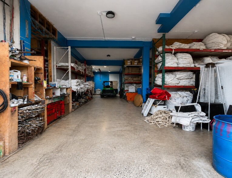81 Sheridan Blvd, Inwood, NY à vendre - Photo de l’immeuble – Image 2 sur 4