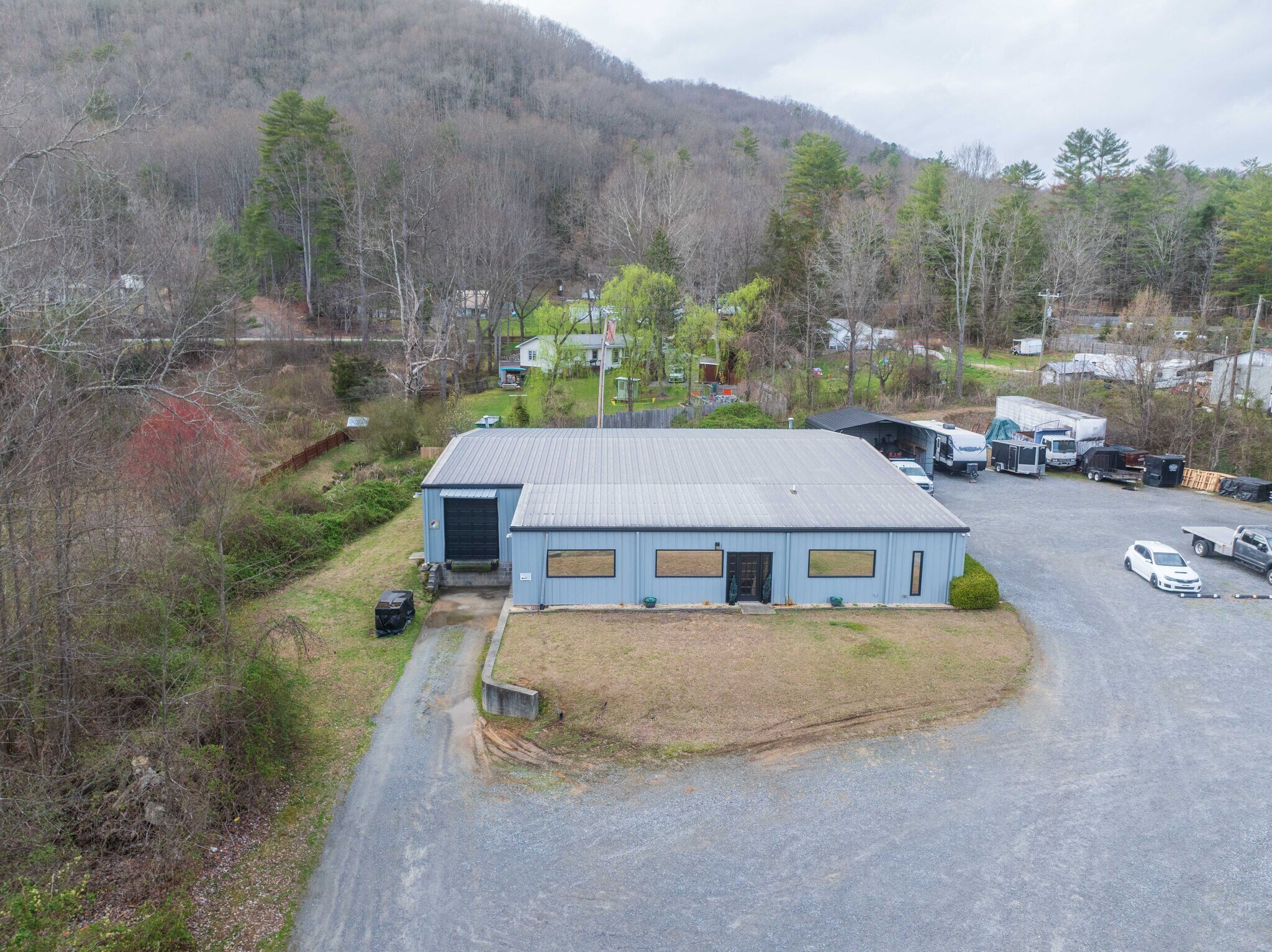 4599 Hendersonville Hwy, Pisgah Forest, NC à vendre Photo de l’immeuble– Image 1 sur 6