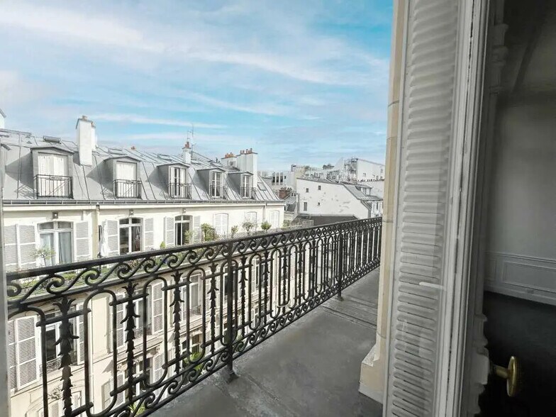 Bureau dans Paris à louer - Photo de l’immeuble – Image 1 sur 18