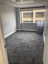 349 W Commercial St, East Rochester, NY à louer Photo intérieure– Image 2 sur 2
