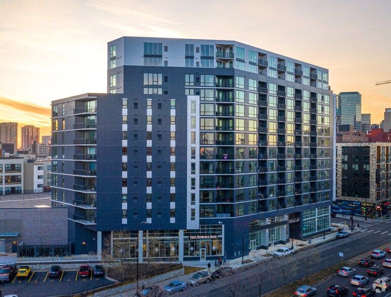 811 Washington Ave S, Minneapolis, MN à louer - Photo principale – Image 1 sur 58