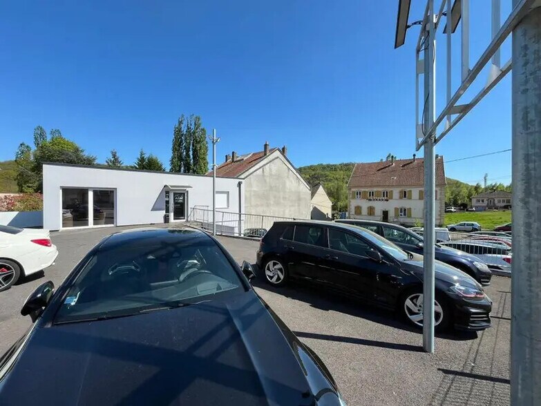 Local commercial dans Rosbruck à vendre - Photo de l’immeuble – Image 3 sur 6