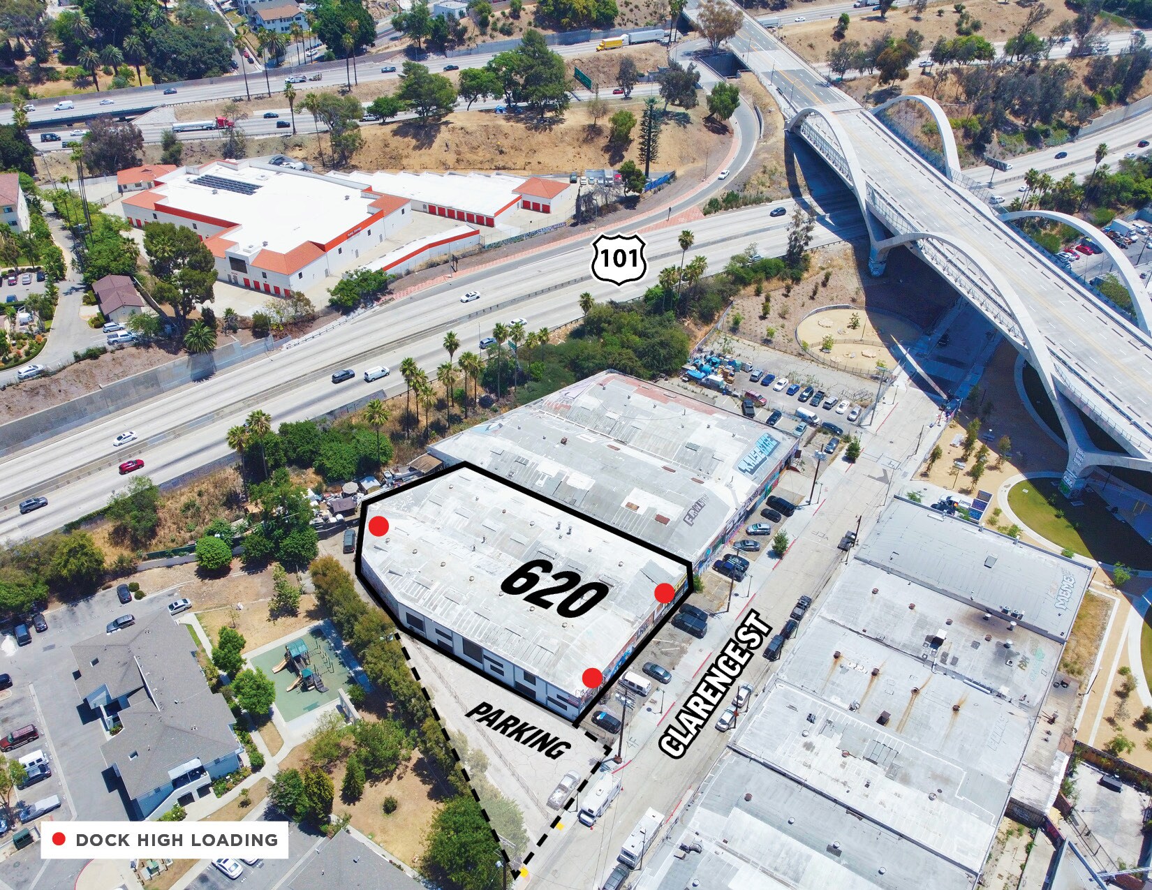 620 S Clarence St, Los Angeles, CA à louer Photo de l’immeuble– Image 1 sur 9