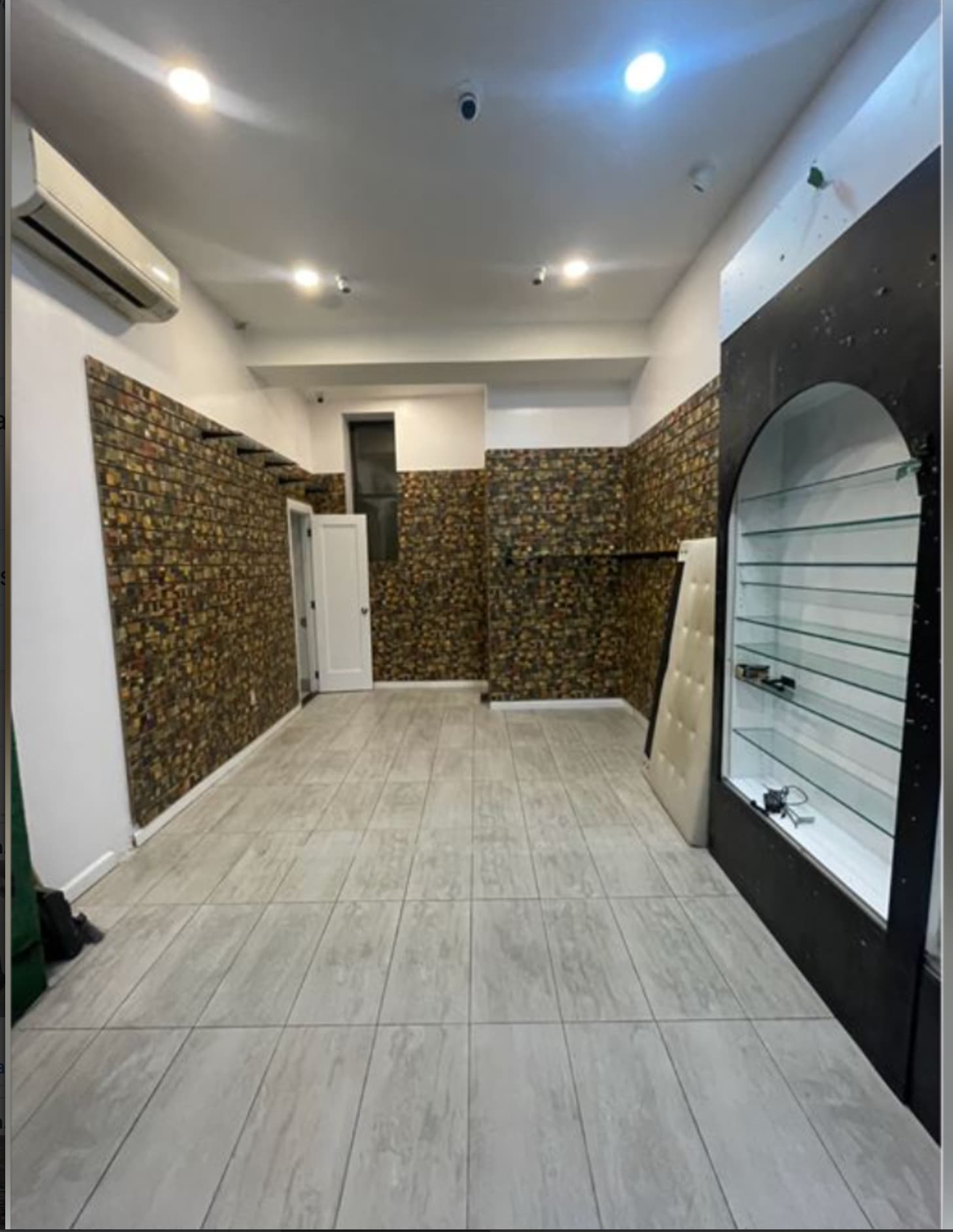 553 E 137th St, Bronx, NY à louer Photo de l’immeuble– Image 1 sur 4