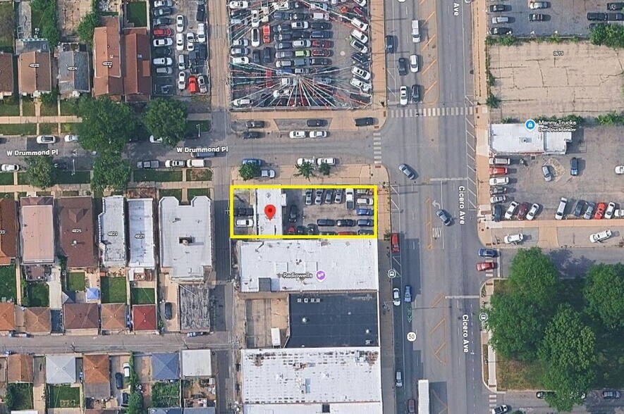 2622 N Cicero Ave, Chicago, IL à vendre - Photo de l’immeuble – Image 3 sur 5