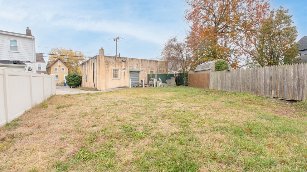 309-311 S Broadway, Gloucester City, NJ à vendre - Photo de l’immeuble – Image 2 sur 13