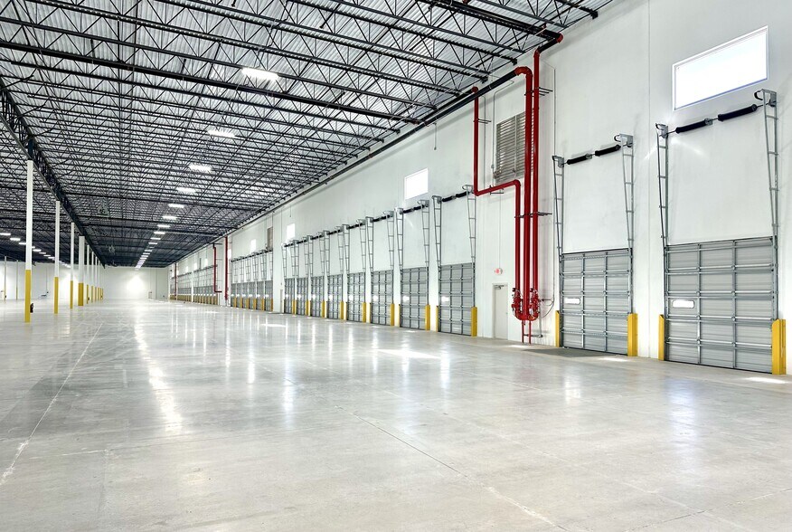 5390 Freeport Rd, Von Ormy, TX à louer - Photo intérieure – Image 3 sur 9