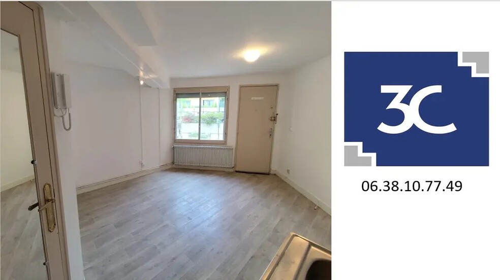 Local commercial dans Versailles à vendre - Photo de l’immeuble – Image 3 sur 7