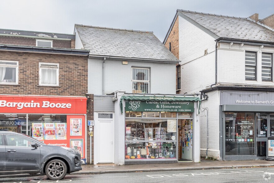 92 Barnards Green Rd, Malvern à vendre - Photo de l’immeuble – Image 2 sur 5