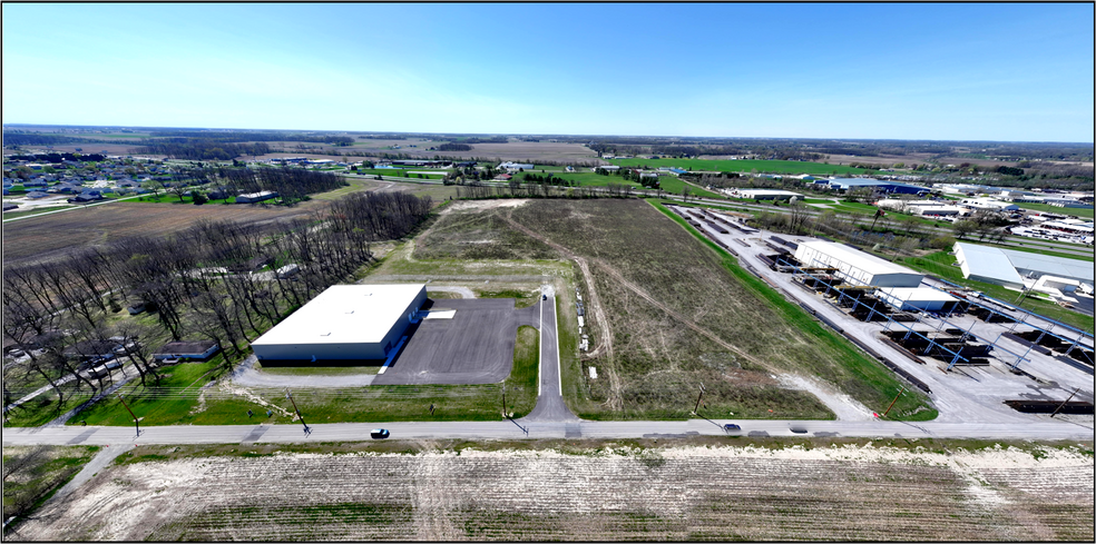 1035 Rogers Drive, Columbia City, IN à louer - Photo de l’immeuble – Image 3 sur 7