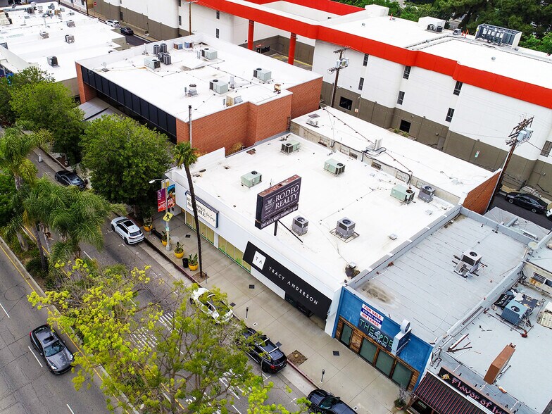 12345 Ventura Blvd, Studio City, CA à louer - Photo de l’immeuble – Image 2 sur 5