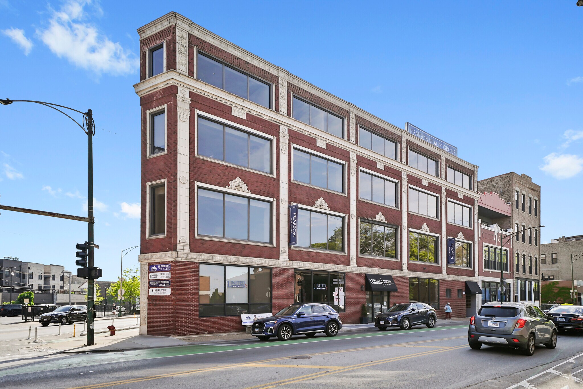 1000 N Milwaukee Ave, Chicago, IL à louer Photo de l’immeuble– Image 1 sur 50