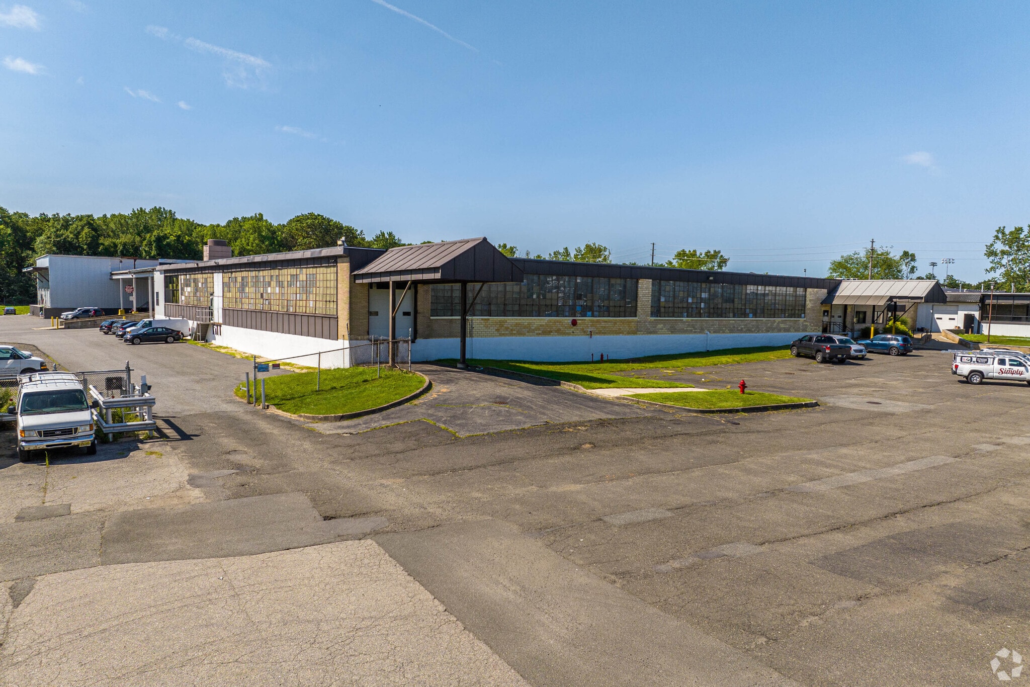 101 Alexander Ave, Pompton Plains, NJ à louer Photo principale– Image 1 sur 22