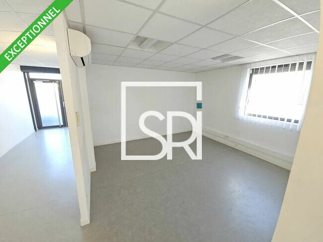 Plus de détails pour Bureau à vendre