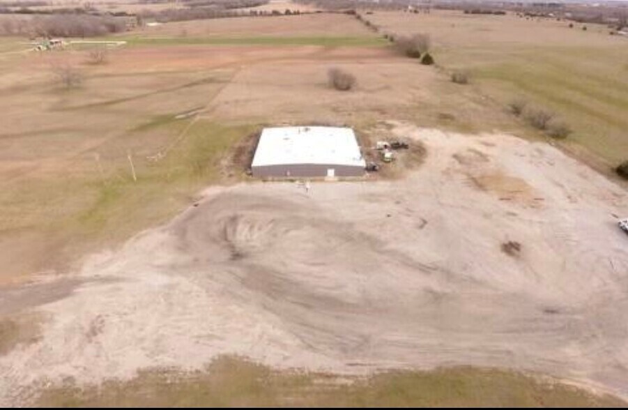 980576 S Highway 99, Prague, OK à vendre - Photo de l’immeuble – Image 3 sur 22