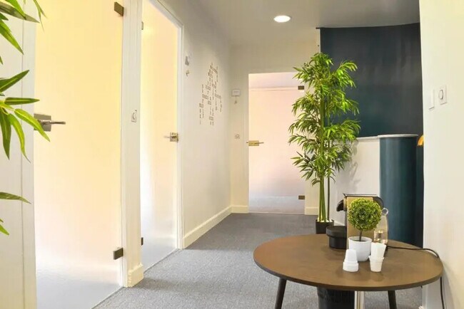 Plus de détails pour 25-27 Rue De La Clef, Paris - Coworking à louer