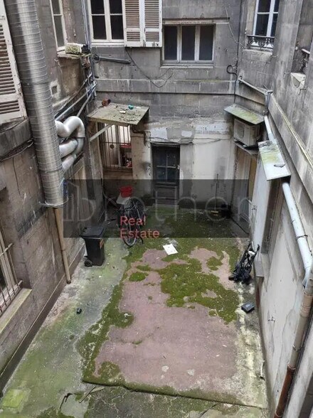Bureau dans Bordeaux à vendre - Photo de l’immeuble – Image 2 sur 7