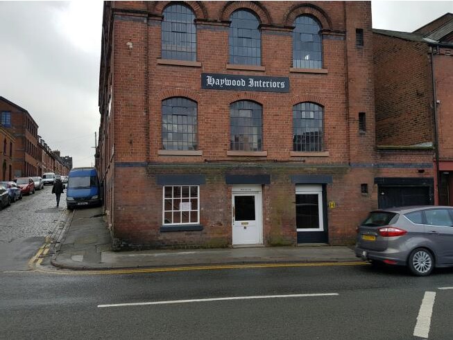 Haywood St, Leek à louer Photo principale– Image 1 sur 4
