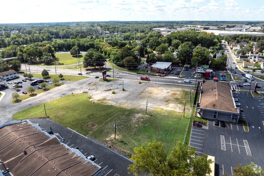 317 S Black Horse Pike, Bellmawr, NJ à louer - Photo de l’immeuble – Image 2 sur 23