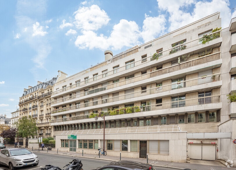 10 Rue De Chartres, Neuilly-sur-Seine à louer - Photo principale – Image 1 sur 3