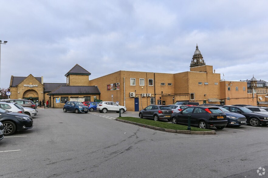Windsor Ct, Morley à louer - Photo de l’immeuble – Image 3 sur 13