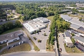 201 W Carmel Dr, Carmel, IN - VUE AÉRIENNE vue de carte - Image1