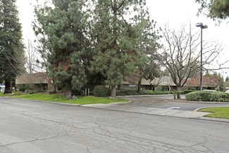 Plus de détails pour 4969 E Clinton, Fresno, CA - Bureau à louer