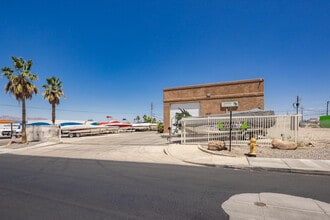 1525 Industrial Blvd, Lake Havasu City, AZ à louer Photo de l’immeuble– Image 2 sur 20