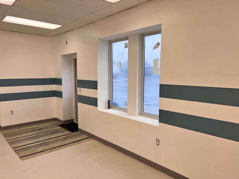 885 W Liberty St, Medina, OH à louer - Photo de l’immeuble – Image 3 sur 8