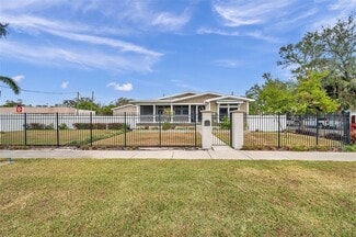 Plus de détails pour 2715 9th Ave N, Saint Petersburg, FL - Spécialisé à vendre