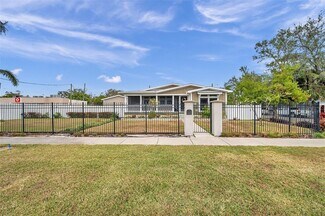 Plus de détails pour 2715 9th Ave N, Saint Petersburg, FL - Spécialisé à vendre