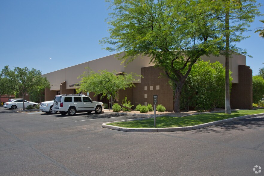 17235 N 75th Ave, Glendale, AZ à louer - Photo de l’immeuble – Image 3 sur 7