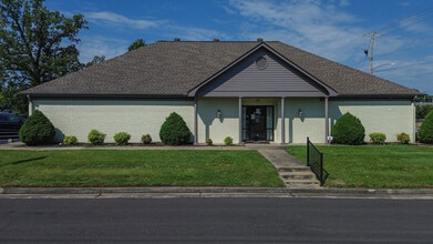2302 Kentucky Ave, Paducah, KY à louer Photo de l’immeuble– Image 1 sur 20