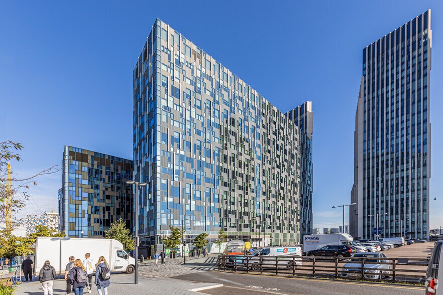 6 Greenwich Peninsula, Londres à louer - Photo de l’immeuble – Image 1 sur 8