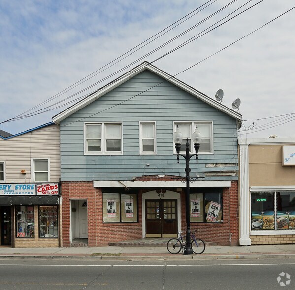 413 E Main St, Patchogue, NY à louer - Photo de l’immeuble – Image 2 sur 4