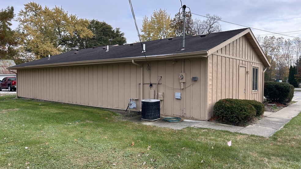 422 W River St, Antwerp, OH à vendre - Photo de l’immeuble – Image 2 sur 3