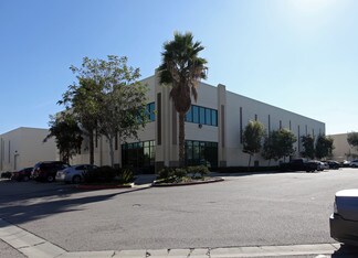 Plus de détails pour 7720 Airport Business Pky, Van Nuys, CA - Industriel/Logistique à louer