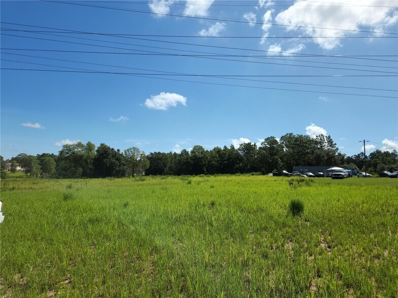 SE Maricamp, Ocala, FL à vendre - Photo de l’immeuble – Image 1 sur 11