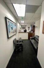 9100 Wilshire Blvd, Beverly Hills, CA à louer Photo intérieure– Image 2 sur 4