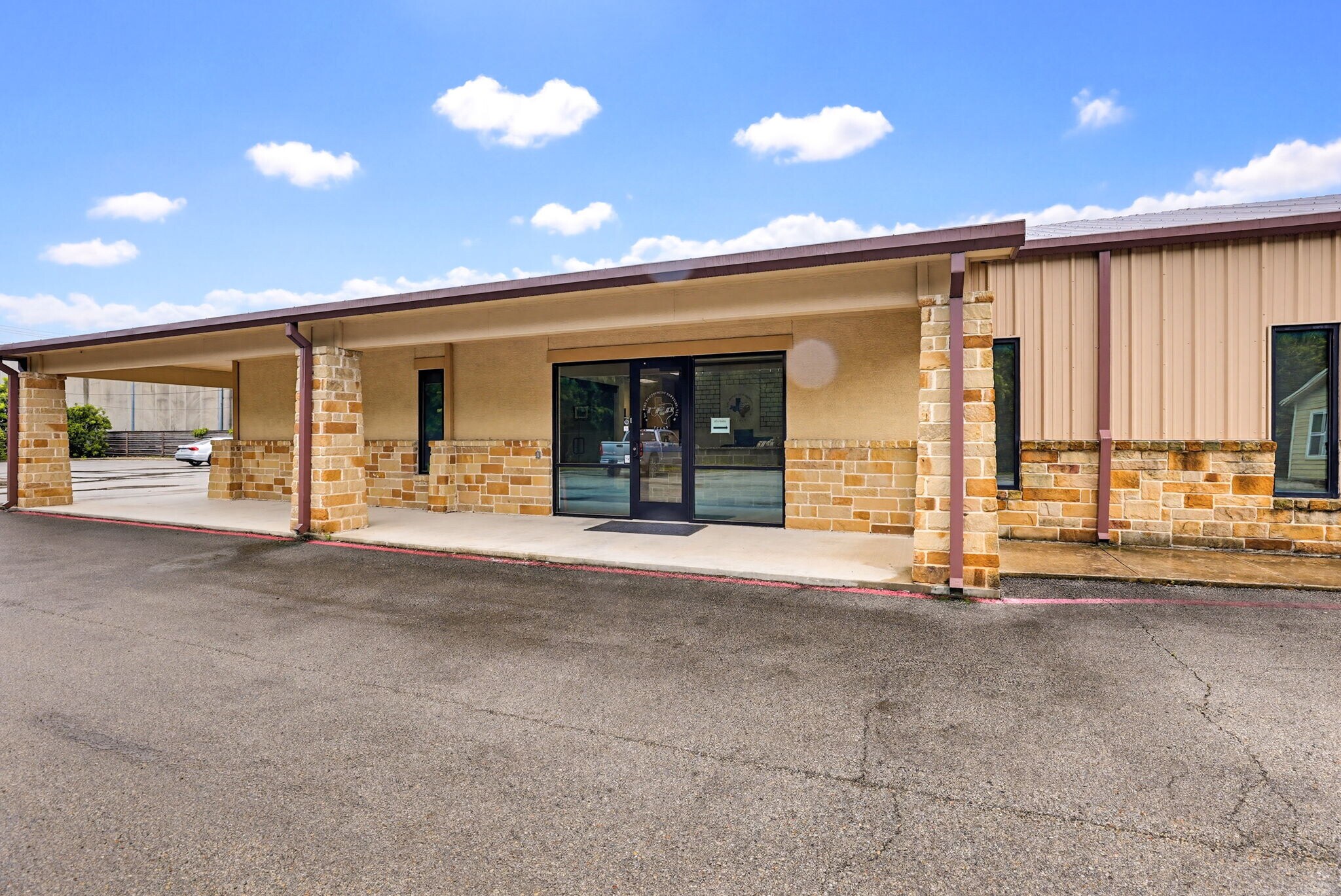 11550 N North Loop Rd, San Antonio, TX à vendre Photo de l’immeuble– Image 1 sur 35