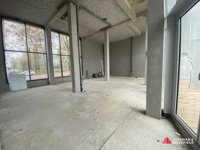 Local commercial dans Bordeaux à vendre - Photo de l’immeuble – Image 3 sur 6