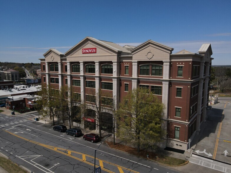 150 W Hancock Ave, Athens, GA à louer - Photo de l’immeuble – Image 1 sur 4