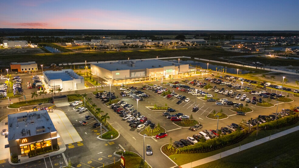 Malabar Road NW, Palm Bay, FL à louer - Photo de l’immeuble – Image 3 sur 6