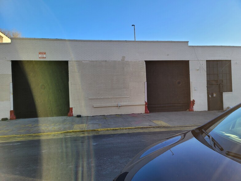 272-280 Seigel St, Brooklyn, NY à louer - Photo de l’immeuble – Image 3 sur 81