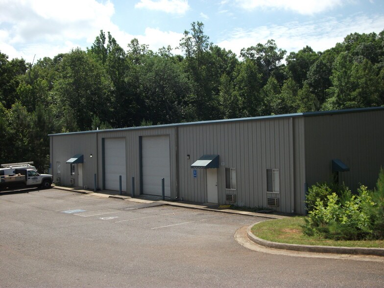 295 Gateway Dr, Canton, GA à louer - Photo de l’immeuble – Image 3 sur 3