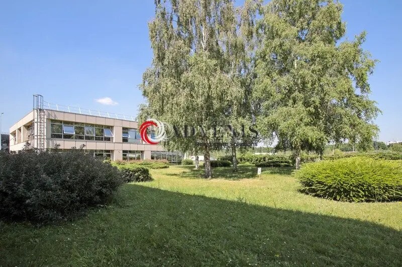 Bureau dans Roissy-en-France à louer - Photo de l’immeuble – Image 3 sur 6