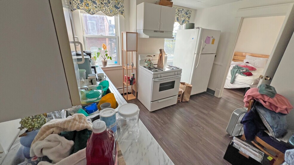 13 Hobron St, New London, CT à vendre - Photo de l’immeuble – Image 3 sur 6