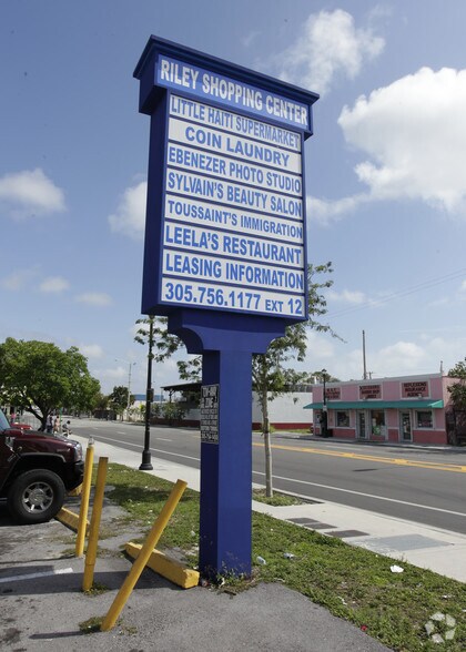 5600-5650 NE 2nd Ave, Miami, FL à louer - Photo de l’immeuble – Image 3 sur 7